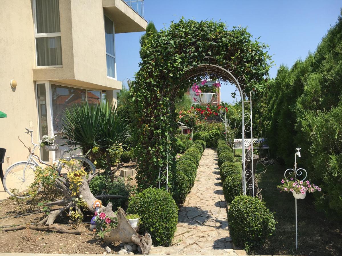 Sea Dream Rental Apartments Varna Bagian luar foto