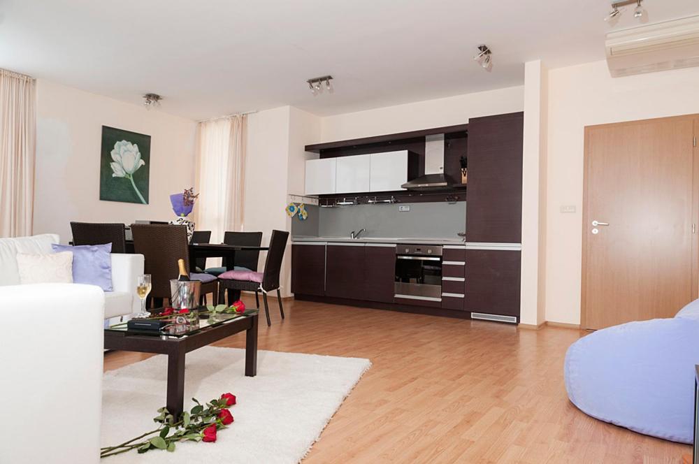 Sea Dream Rental Apartments Varna Bagian luar foto